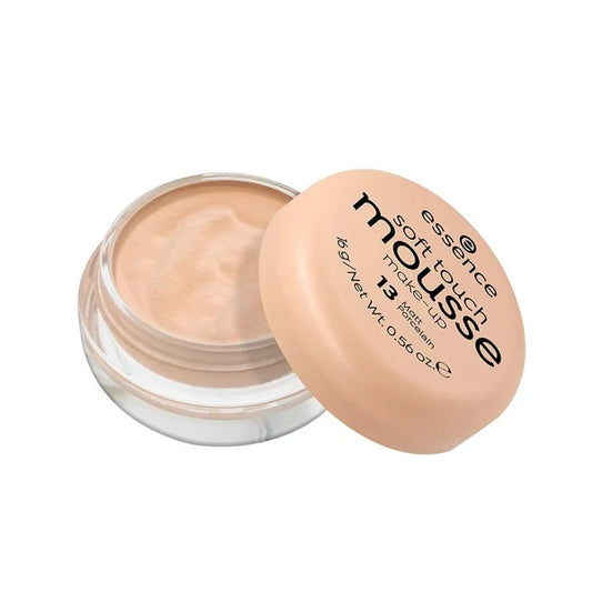 Essence Soft Touch Mousse Make-up 13