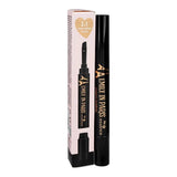 Essence Emily In Paris Eyeliner 01